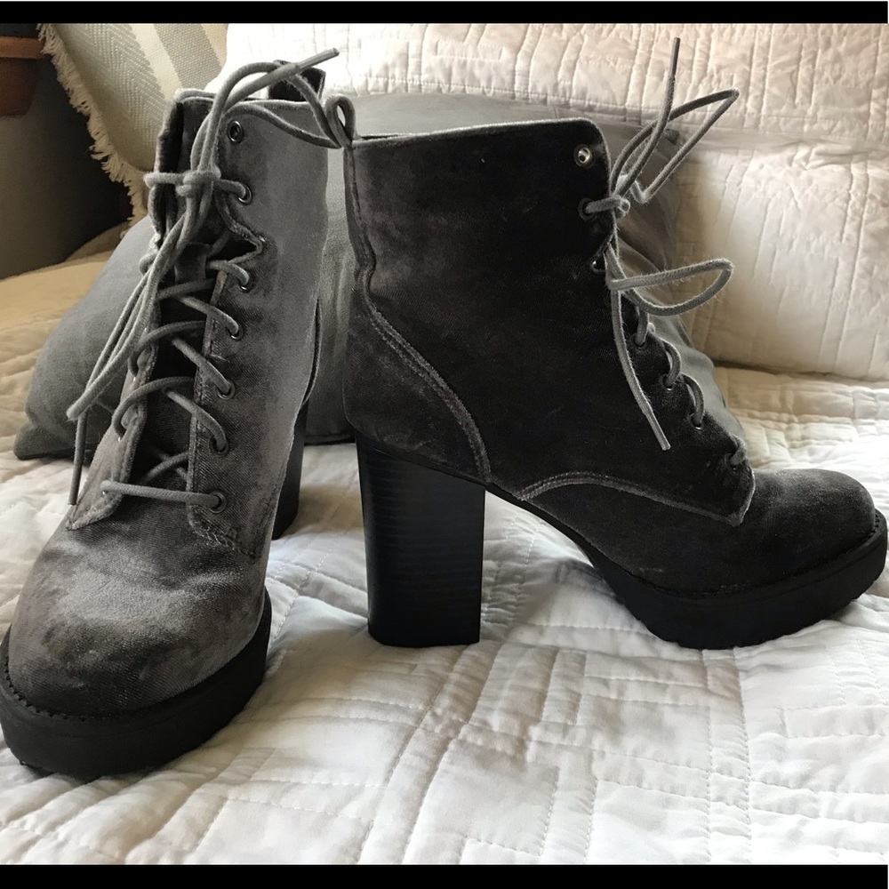 Suede pewter gray high heel booties 👢